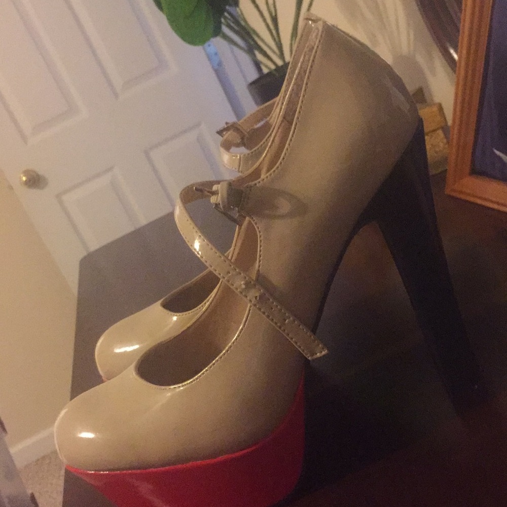 Guess Heels